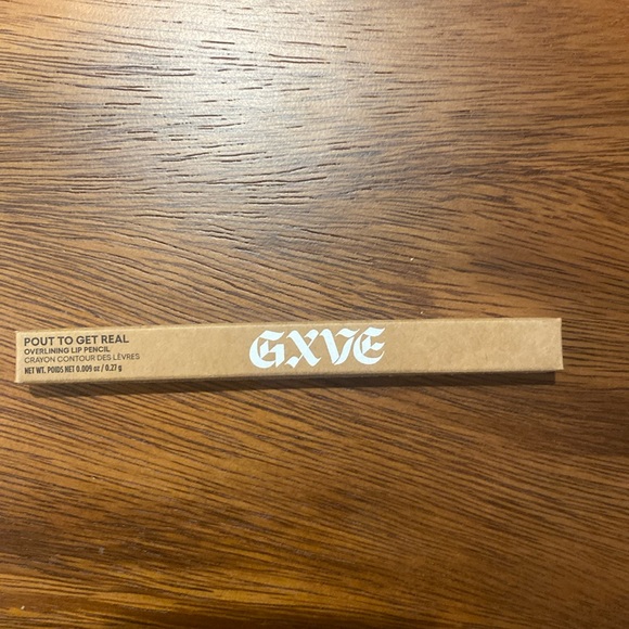 NWT: GXVE Pout To Get Real Red Matte Lipliner w Dual Ended Brush in Say Whatever - Picture 8 of 11